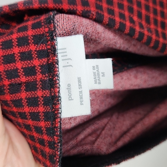 Red and Black Plaid Ponte Pencil Skirt by J Jill size M - Picture 4 of 6